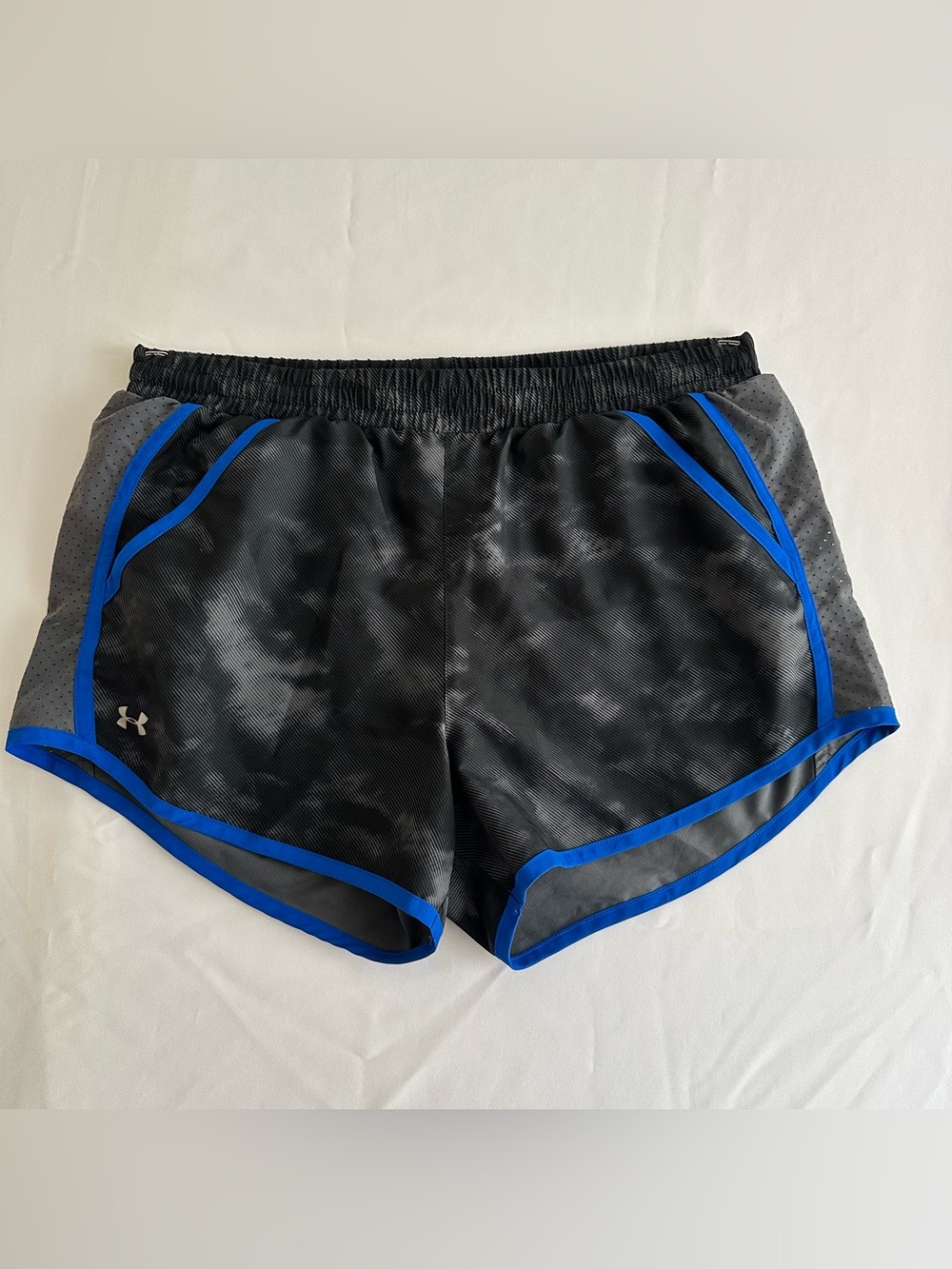 Under Armour Women's Black Performance Running Shorts with Blue Trim women Sz M